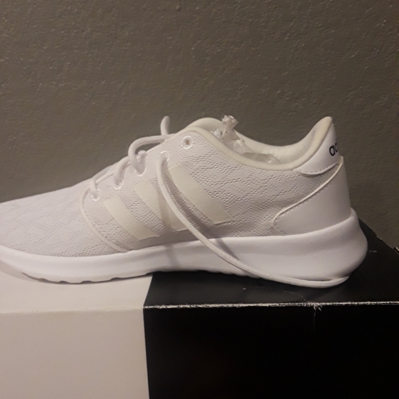 Adidas Racer Women Shoes - Picture 2 of 4
